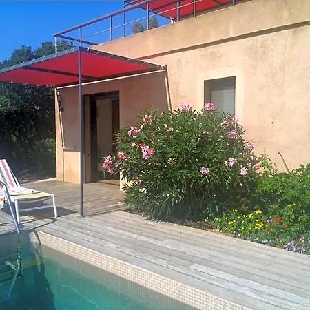 Bed & Breakfast Mirabel 4*