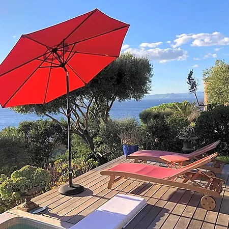 Mirabel Bed & Breakfast 4*